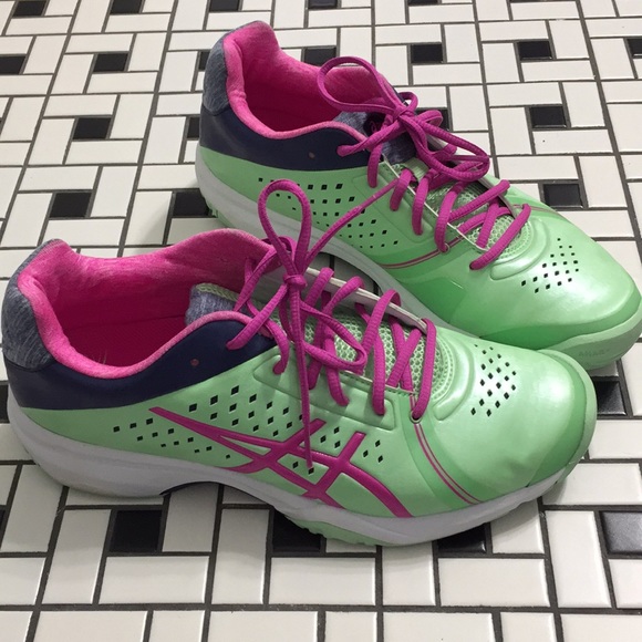 asics gel court bella